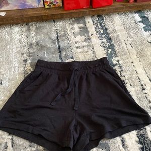 Lou & grey plush shorts size small
